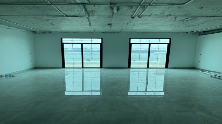 Cho thuê MBKD SHOWROOM MP Lạc Long Quân, Tây Hồ, 150m2, 7 tầng, MT 6m, 1 hầm, 200 Triệu